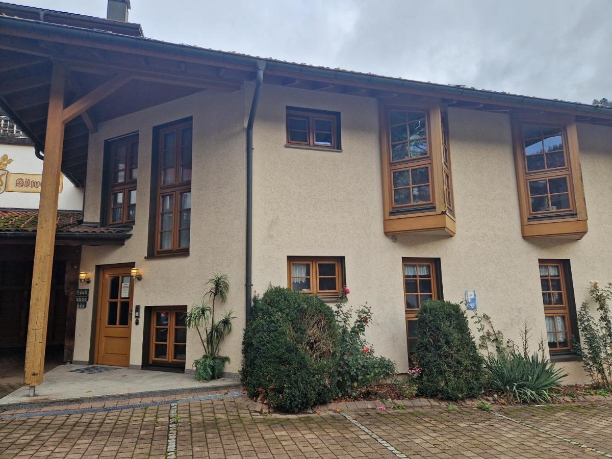 Hostel Zum Loewen Todtmoos Exterior foto